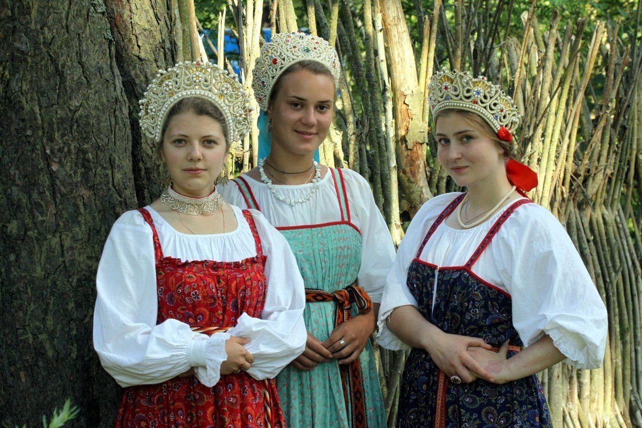 Sexy model Girls in Slavic costumes in Da Nang
